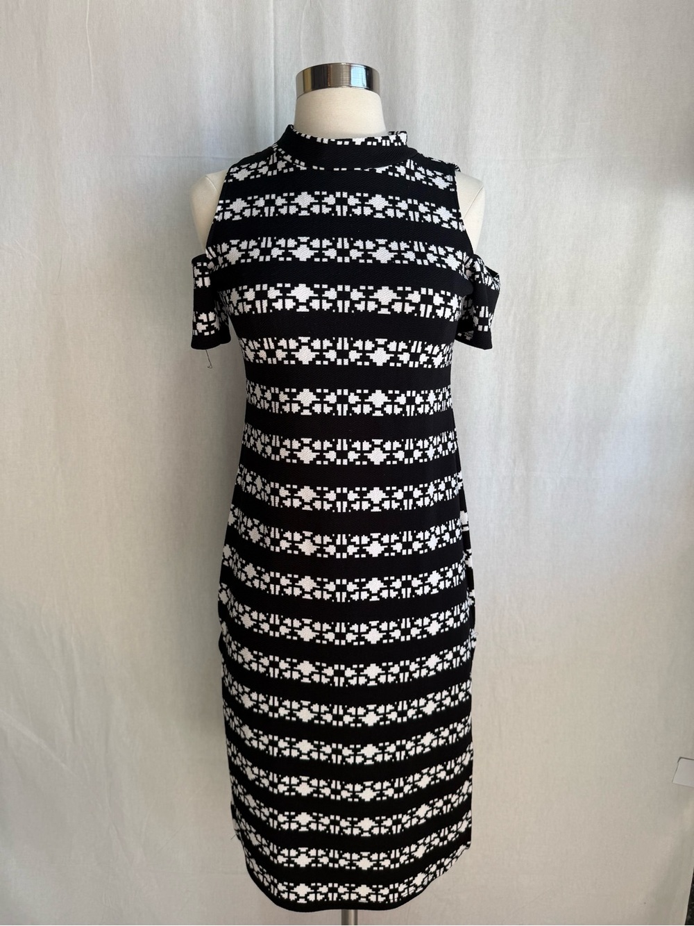 Brioni Black and White Cold-Shoulder Midi Dress